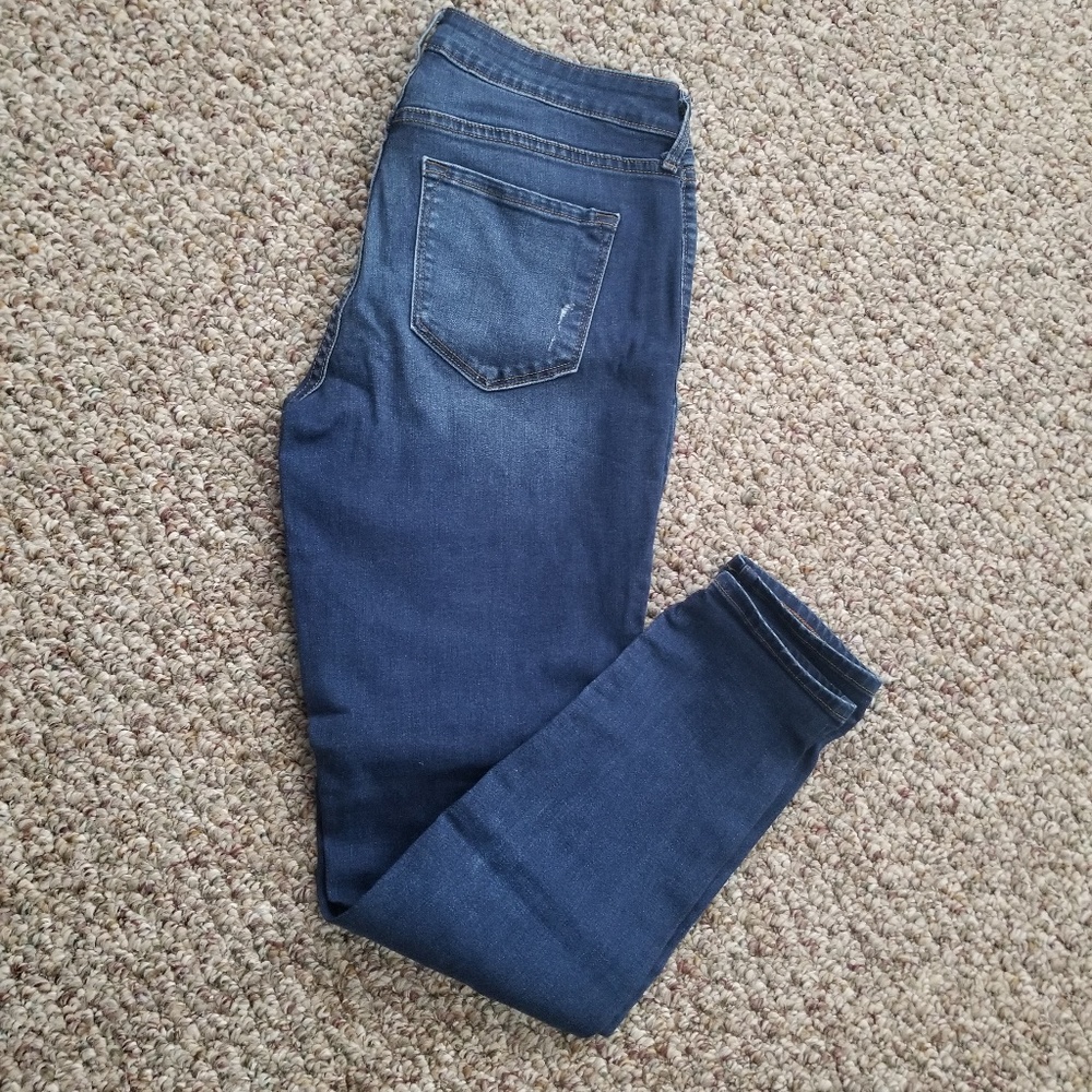 Mid rise jeans